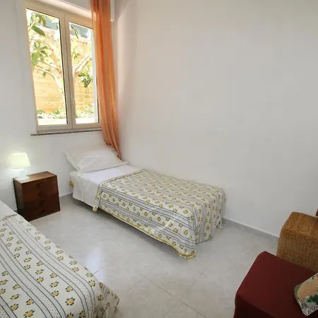 Apartment Con Cortile Privato *