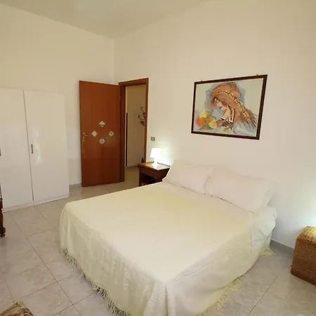 Con Cortile Privato 圣斯特凡诺迪卡马斯特拉